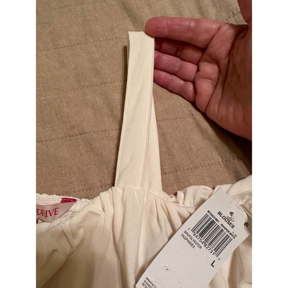 WILLOW Drive One Sleeve Ruffled Top - Picture 6 of 8